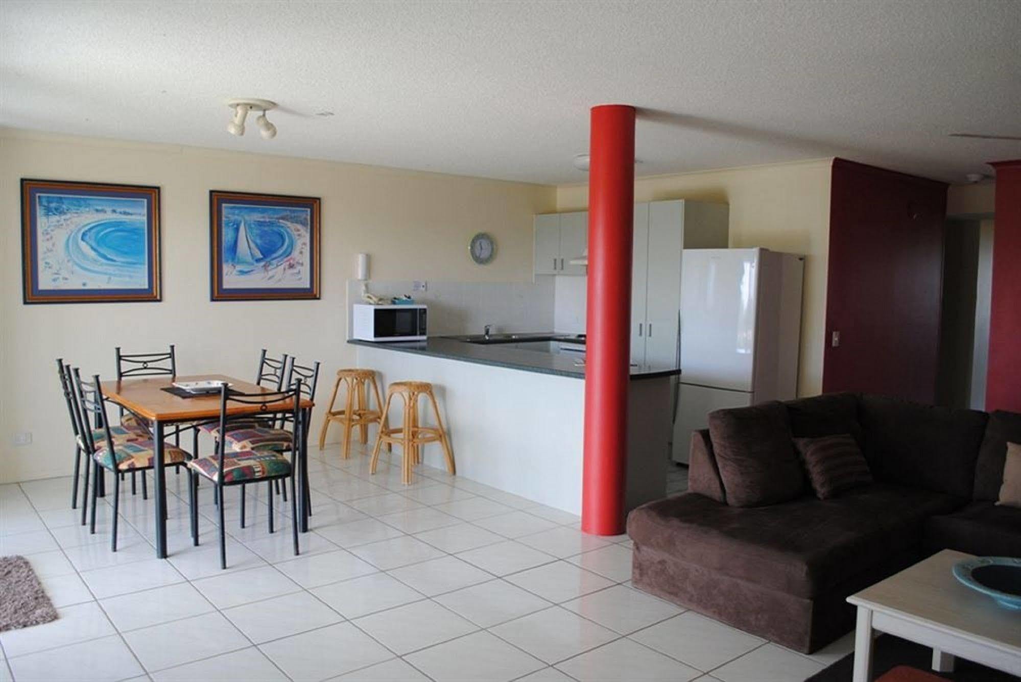 Surfside On The Beach Buddina Exterior photo