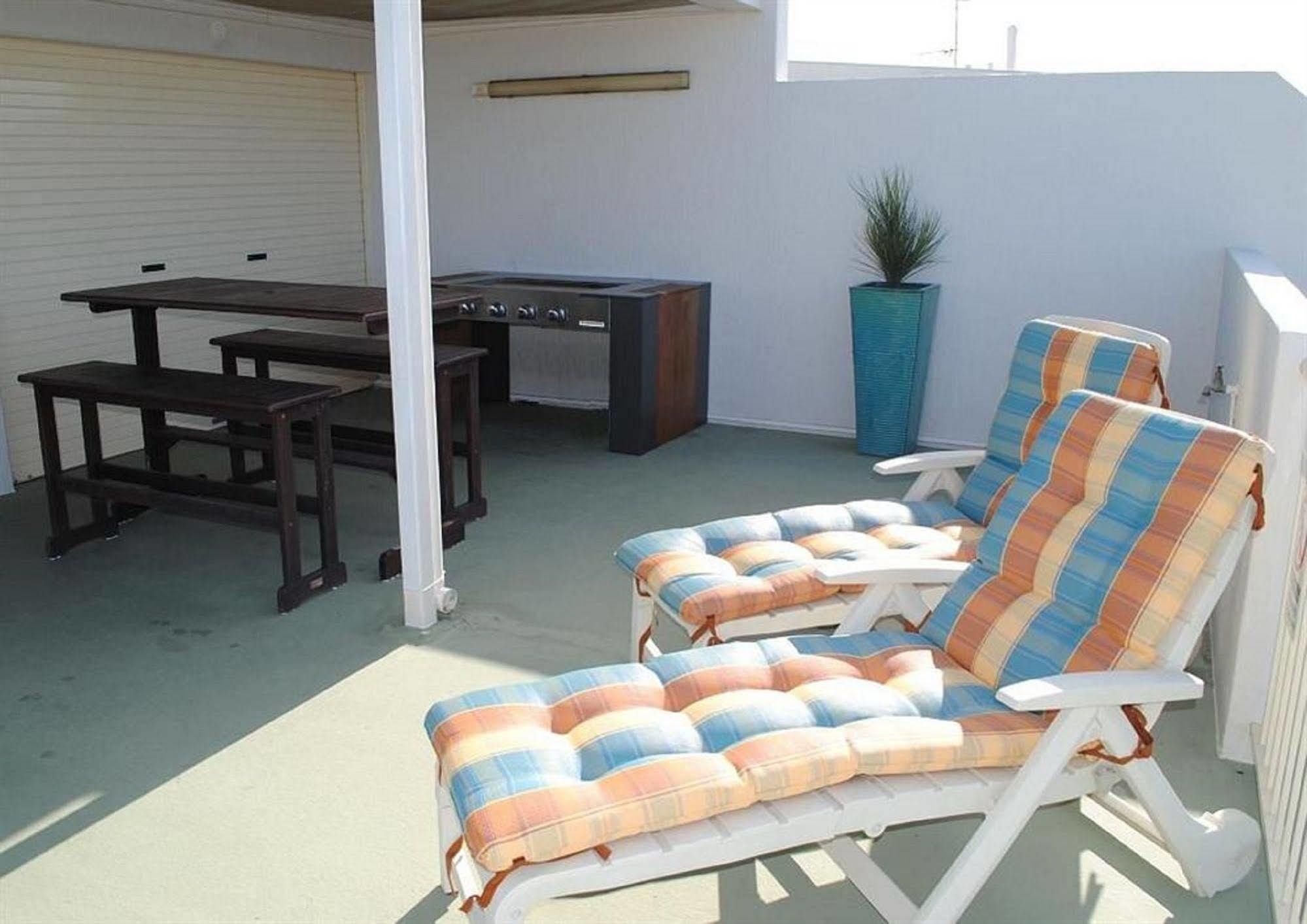 Surfside On The Beach Buddina Exterior photo